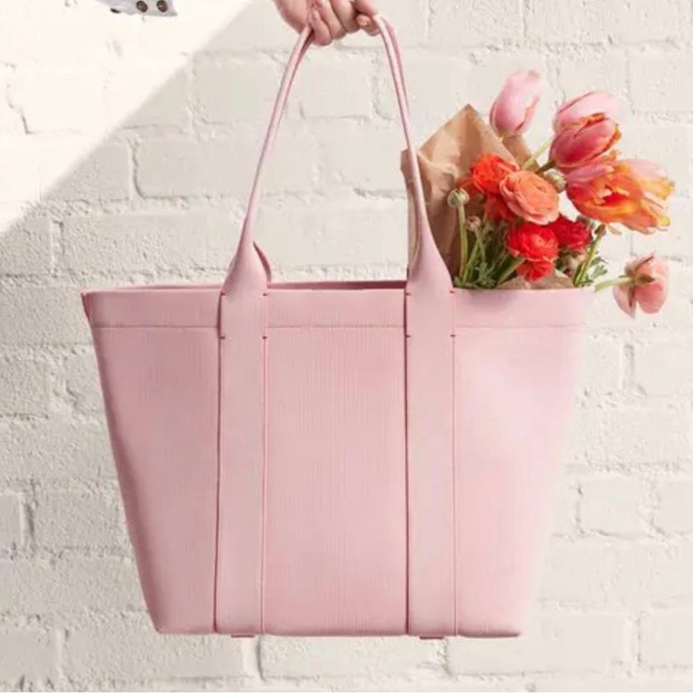 DDDISO LOOKING FOR Rothy's Rose Water Essential Tote - Picture 1 of 2